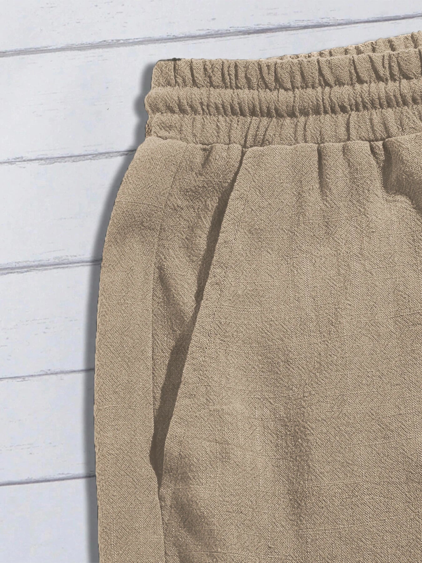 Essentielle Shorts aus Baumwoll-Leinen.