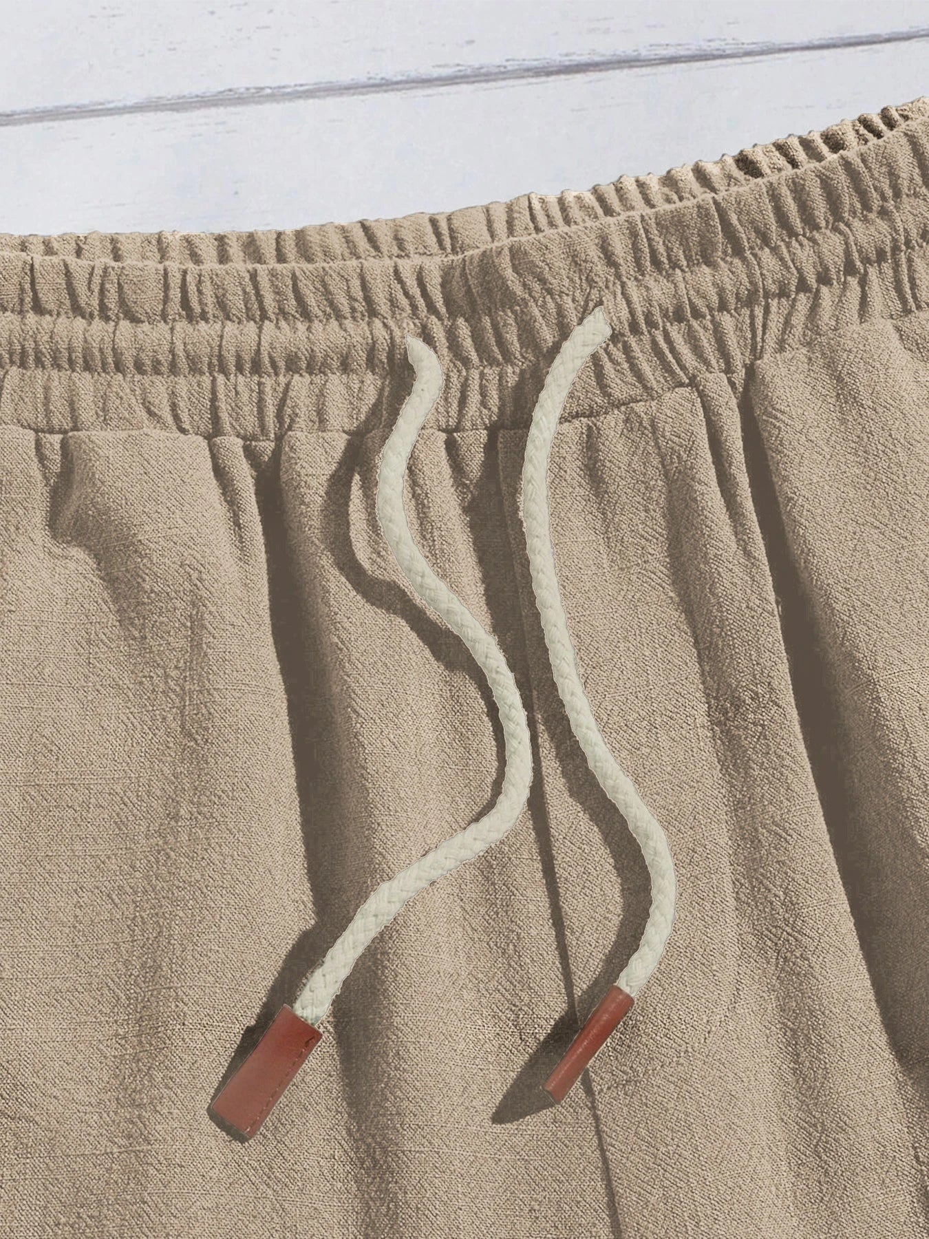 Essentielle Shorts aus Baumwoll-Leinen.